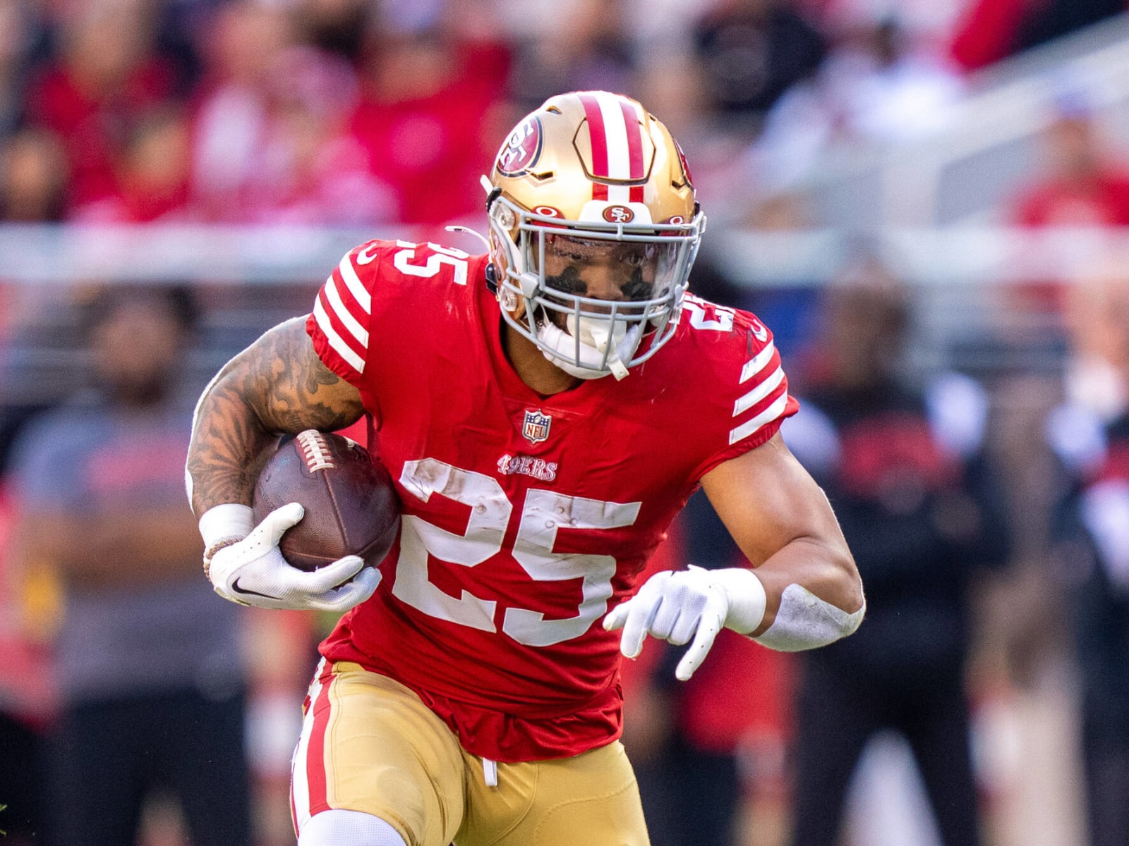 49ers RB Elijah Mitchell returns to practice