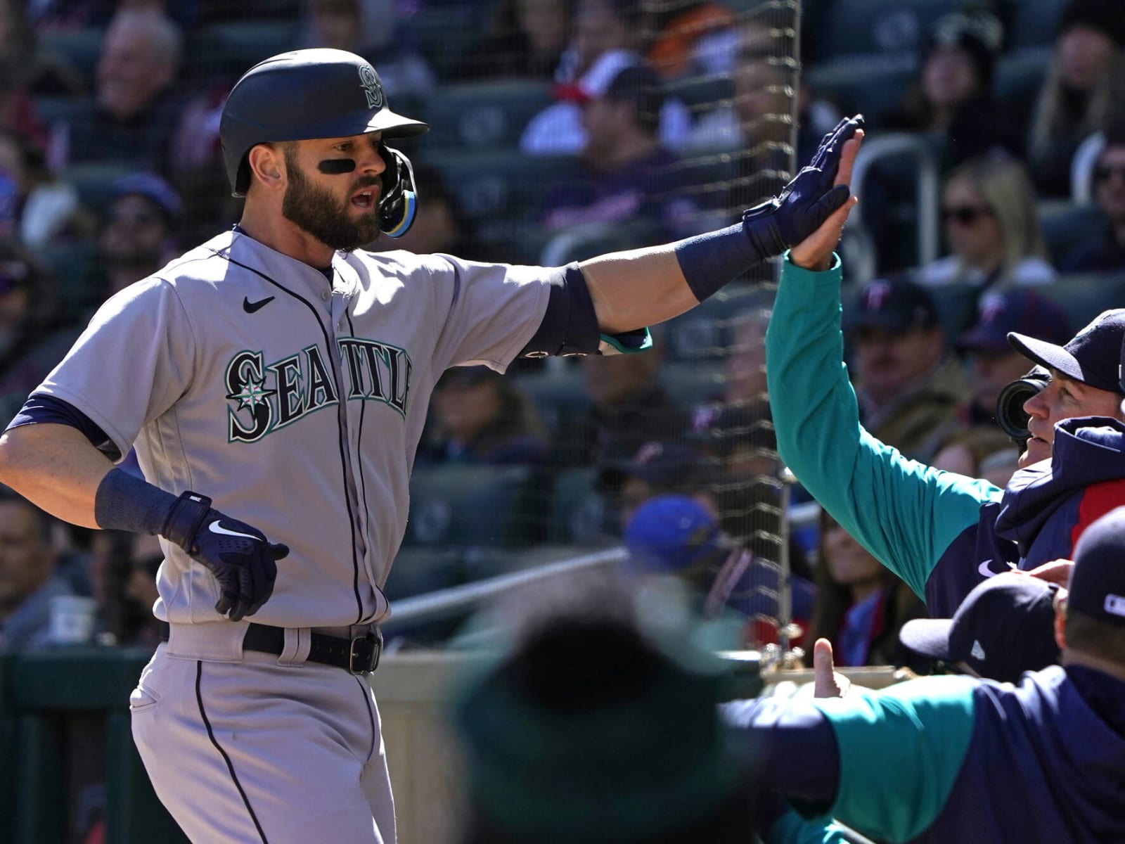 Seattle Mariners place Mitch Haniger on 10-day IL with high ankle sprain,  recall Stuart Fairchild - Lookout Landing