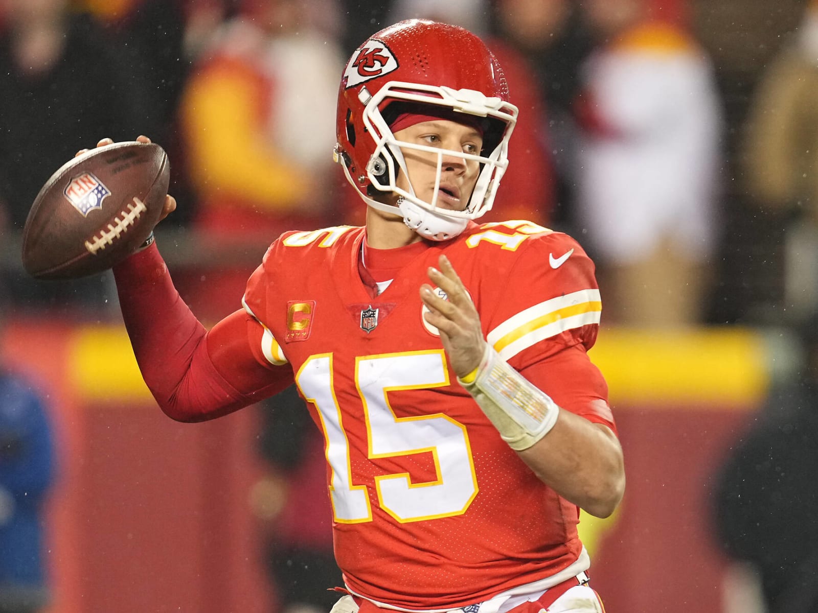 Chiefs' Patrick Mahomes: 'I just haven't played very good' amid 3-1 start  to season – KGET 17