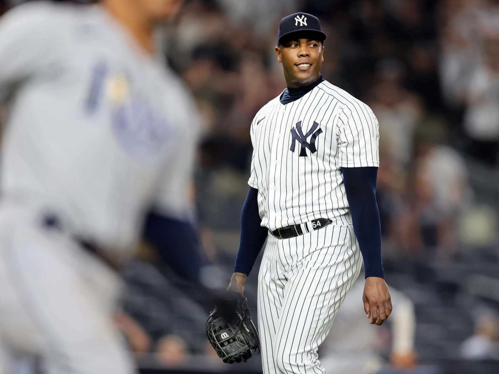 Aroldis Chapman's tattoo infection sends him to injured list