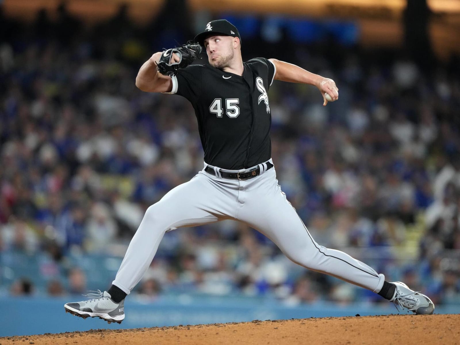 White Sox Place Garrett Crochet on IL, Lambert Returns