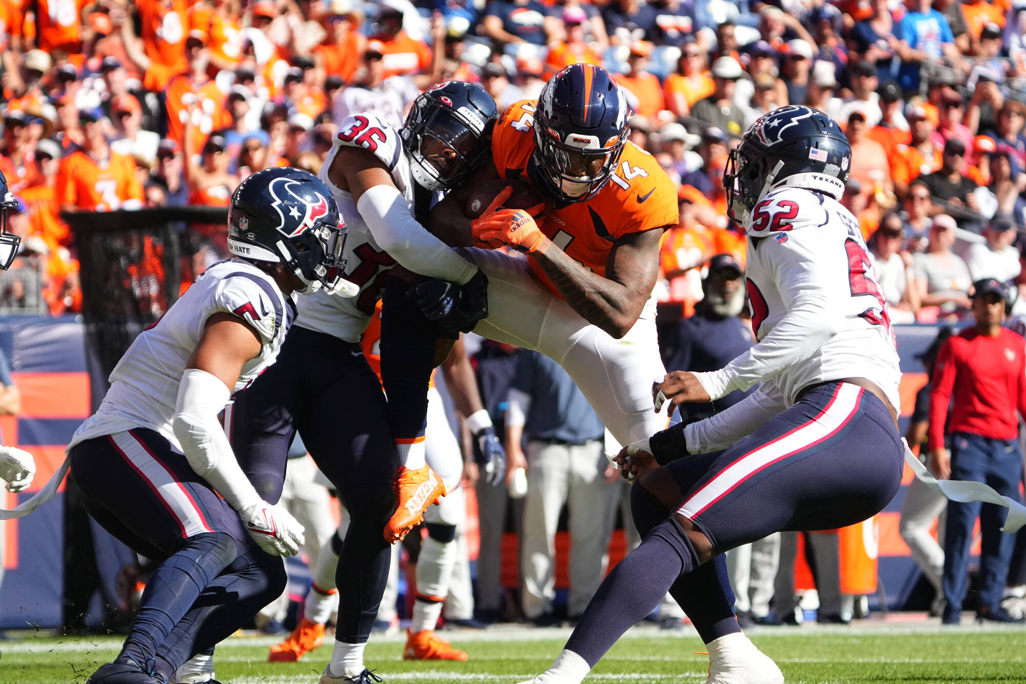 Texans unable to stop last remaining Broncos WR