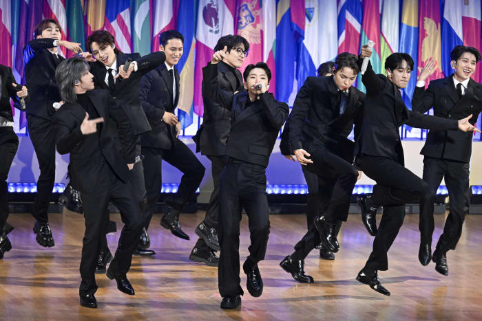 #19: Seventeen: "FML"