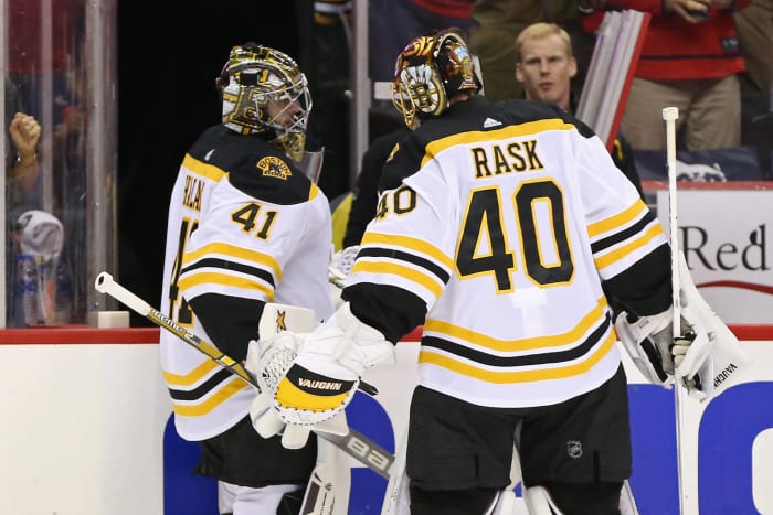 Boston Bruins: slumping goalies at the wrong time