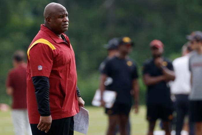 Eric Bieniemy, OC, Commanders