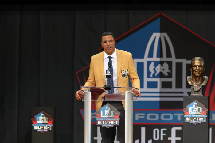 Tony Gonzalez, tight end