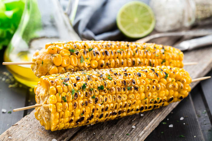 Grilled corn on the cob