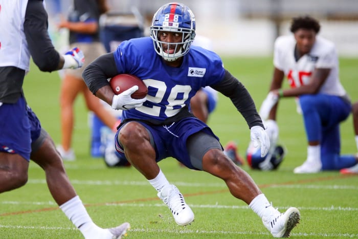 Worst: Giants sign Jonathan Stewart