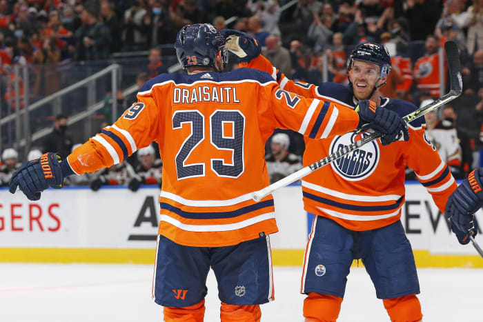Edmonton Oilers: Contender (with a question)
