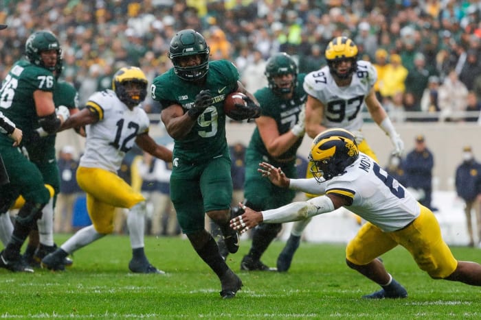Oct 30: Michigan State comes back to beat Michigan