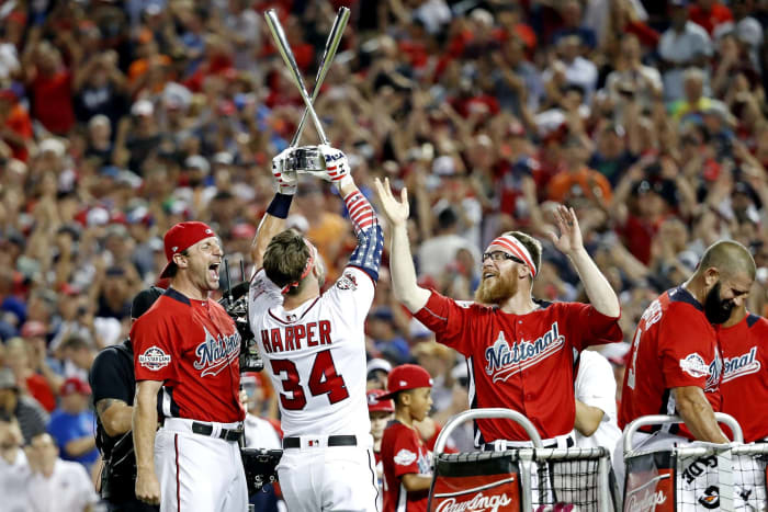 Bryce Harper goes crazy in the Home Run Derby, wows home crowd