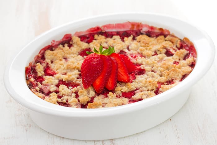Strawberry crumble