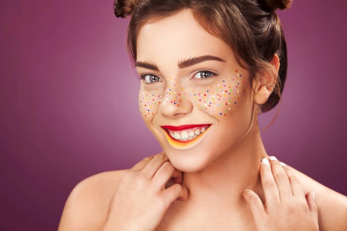 Make colorful freckles