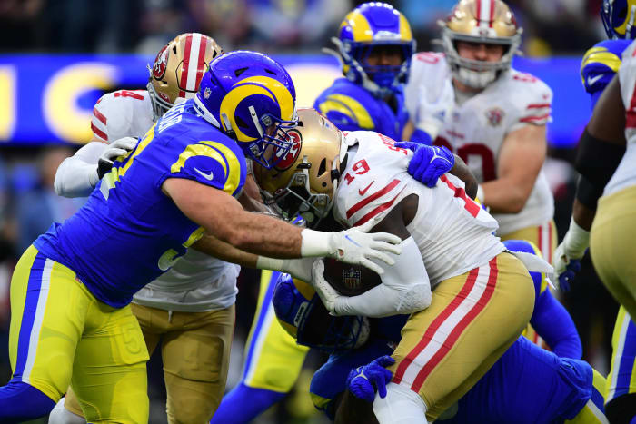 49ers nearly escape despite run game's no-show