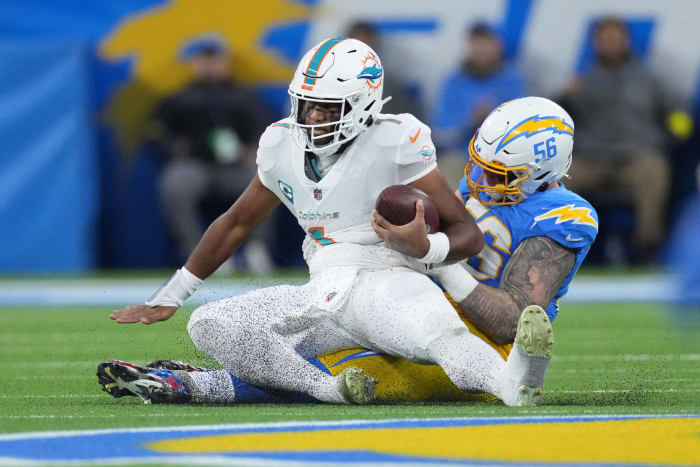MIAMI (8-5) AT BUFFALO (10-3) (Saturday, 8:15 p.m. ET)