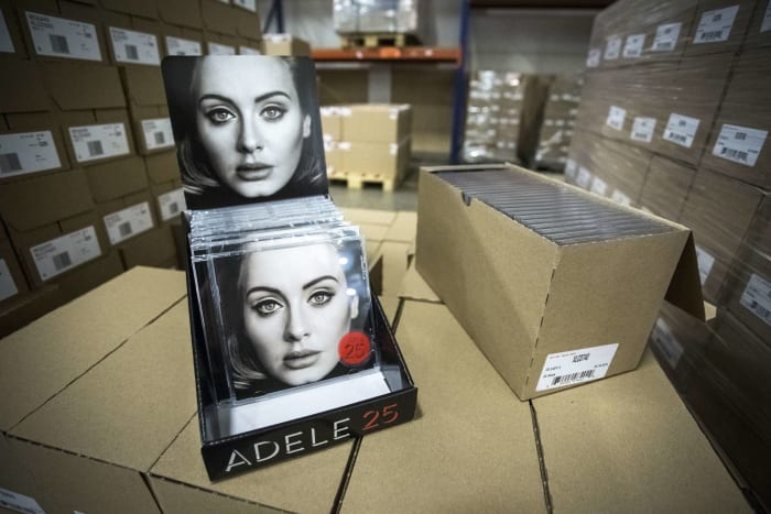 Broke the record for the biggest single-week sales of an album (and it still stands)