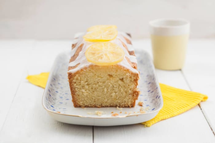Lemon pound cake
