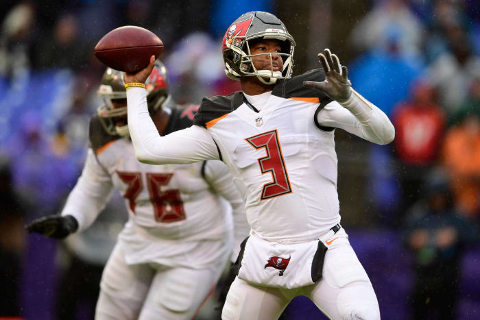 Buccaneers +7.5 at Cowboys