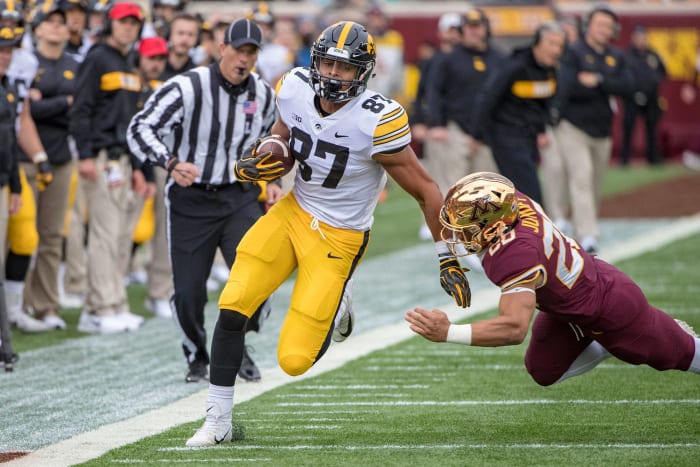 Houston Texans: Noah Fant, TE, Iowa