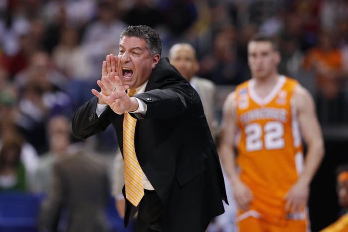 2010: Tennessee basketball coach Bruce Pearl on recruiting violations