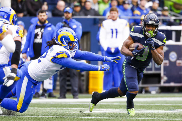 Seahawks finally battle back, cement surprise playoff entry