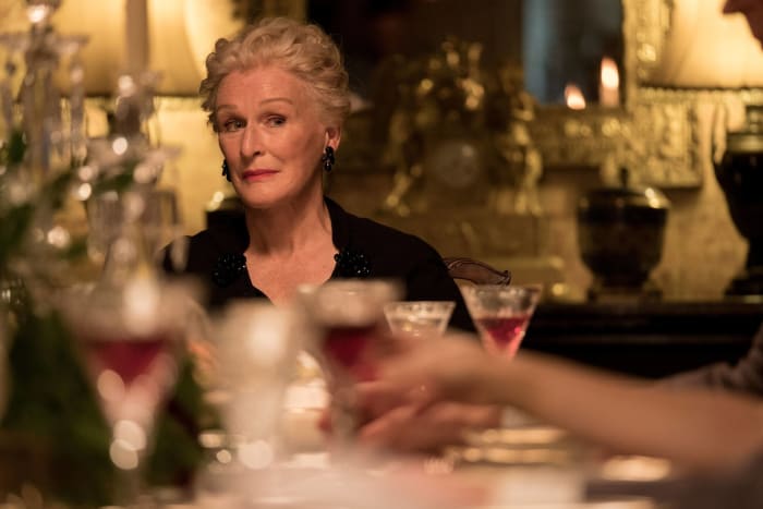 'Crooked House' (2017)