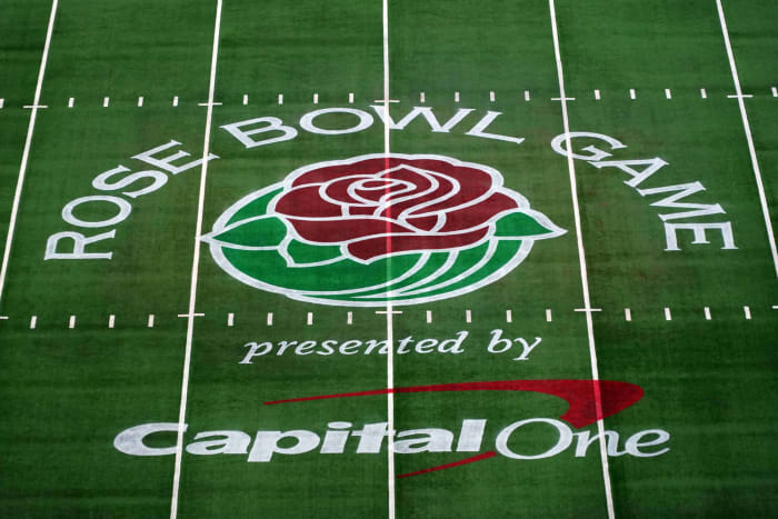 1916: Rose Bowl agreement