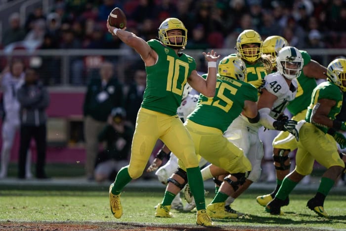 Las Vegas Raiders: Justin Herbert, QB, Oregon