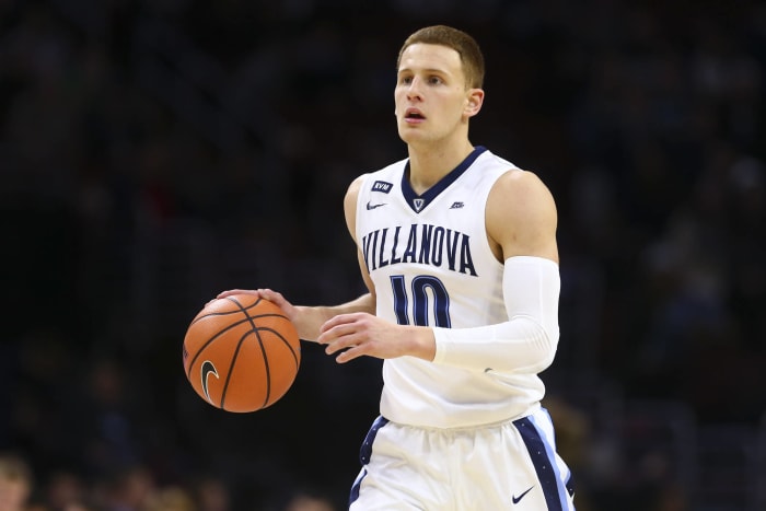 2018: Donte DiVincenzo wins Most Outstanding Player in national title game