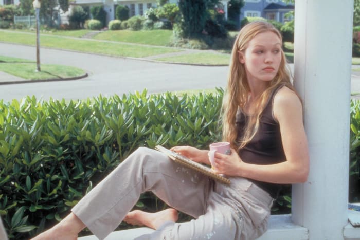 Julia Stiles