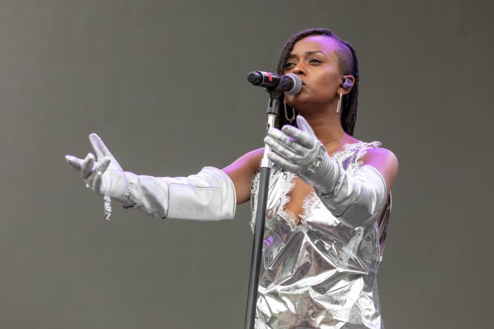 #27: Kelela: "Raven"