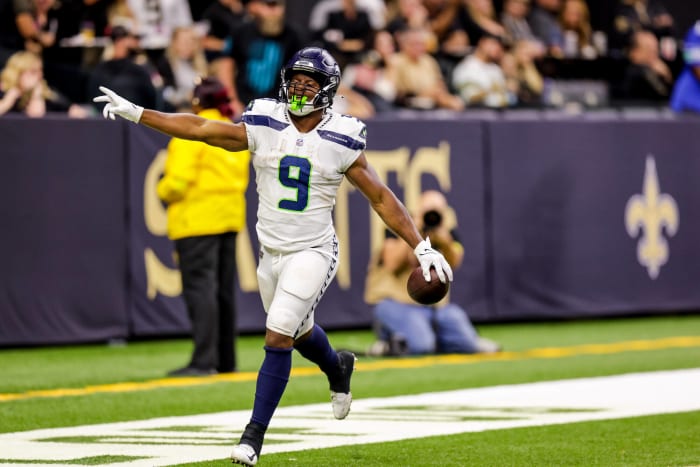 SEATTLE (3-3) AT LA CHARGERS (4-2) (Sunday, 4:25 p.m. ET)