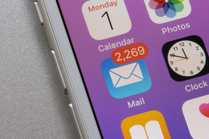 Stop answering emails on your phone