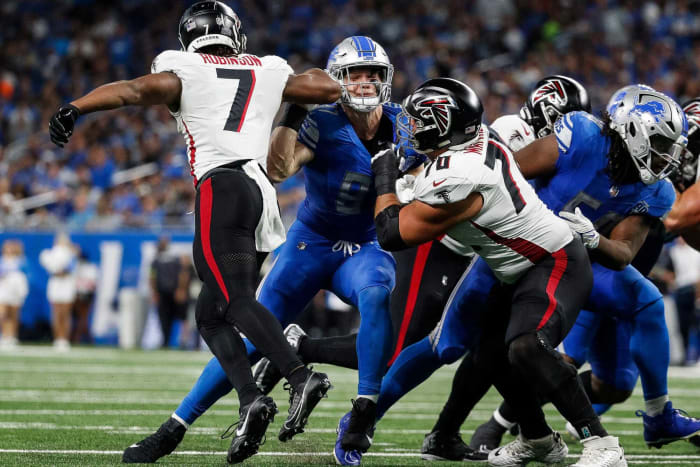 Detroit Lions: Aidan Hutchinson sidekicks