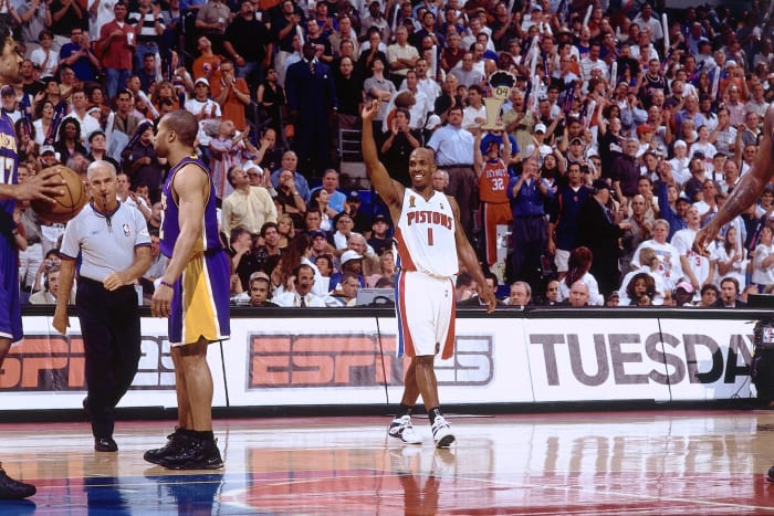 Pistons vanquish the Lakers (2004)