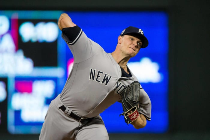 Sonny Gray traded back to Oakland