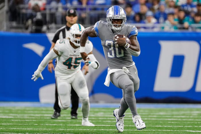 GREEN BAY (3-5) AT DETROIT (1-6) (Sunday, 1 p.m. ET)