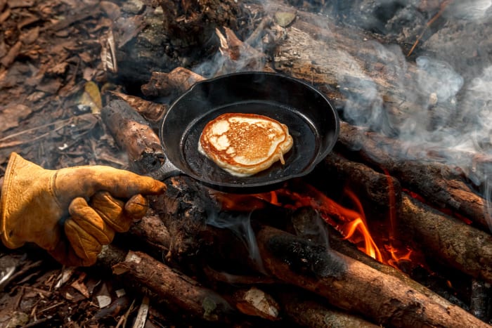 Camping Dutch Oven For Campfire Use - Uno Casa