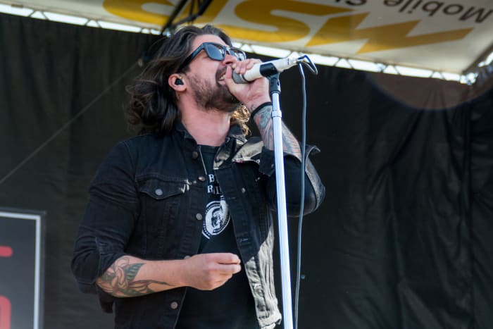 Taking Back Sunday, “Cute Without the 'E' (Cut From the Team)”
