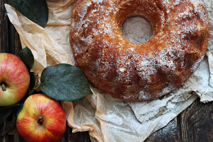 Apple cake