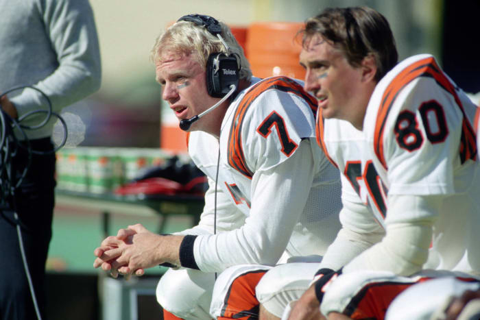 Boomer Esiason, 1985