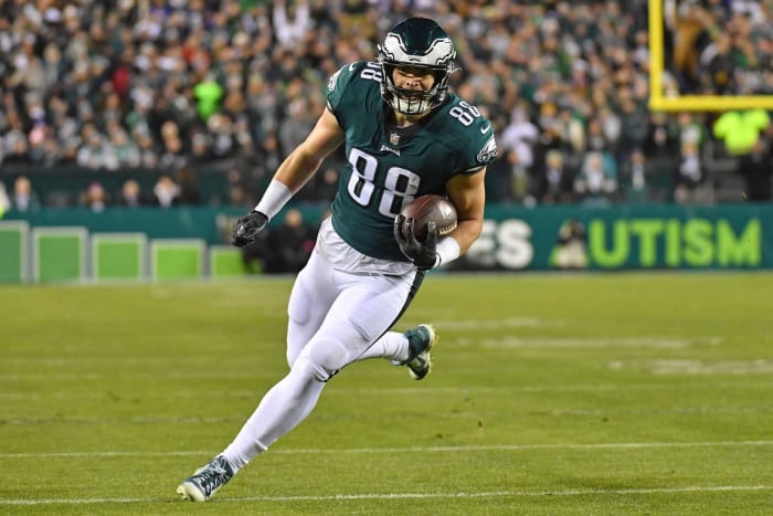 Eagles: Dallas Goedert, TE