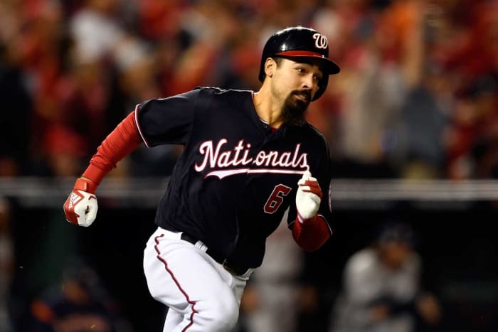 Rangers sign Anthony Rendon