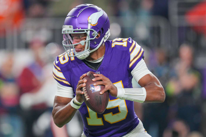 Arizona Cardinals/Minnesota Vikings: Josh Dobbs