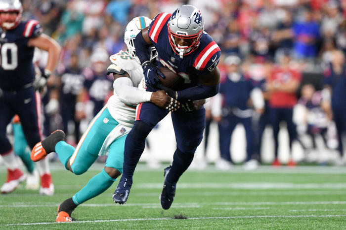 Overpaid tight end: Jonnu Smith, New England Patriots