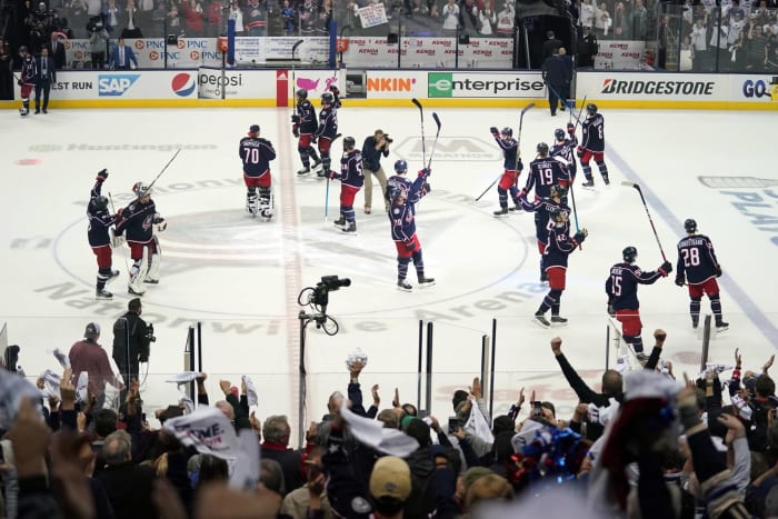 Columbus stuns Tampa Bay