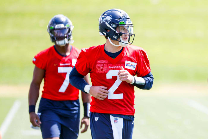 Seattle Seahawks: Who will be the quarterback in 2022?