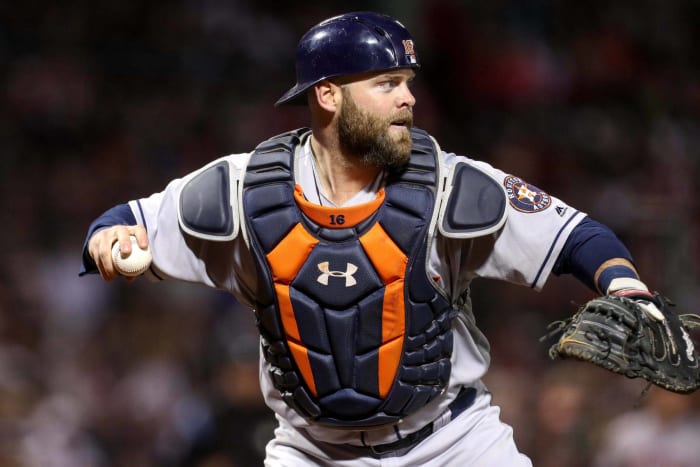 Braves sign Brian McCann