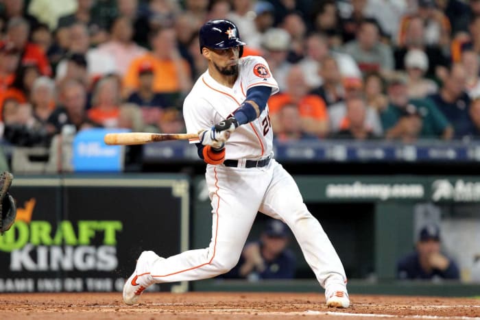 Robinson Chirinos, C