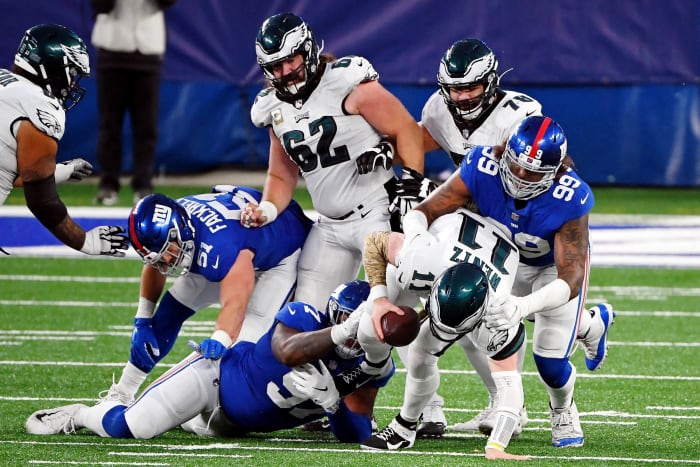 Williams, Giants' underrated D-line disrupt Eagles
